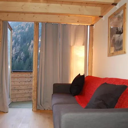 Sainte-foy-l'argentiere Sleeps 4 * 샤모니